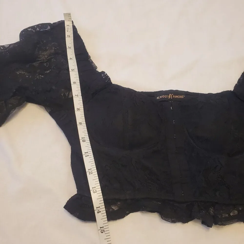 Womens Cropped Corset Puff Sleeve Blouse Sz M Black Lace Witchy Goblin Gothic